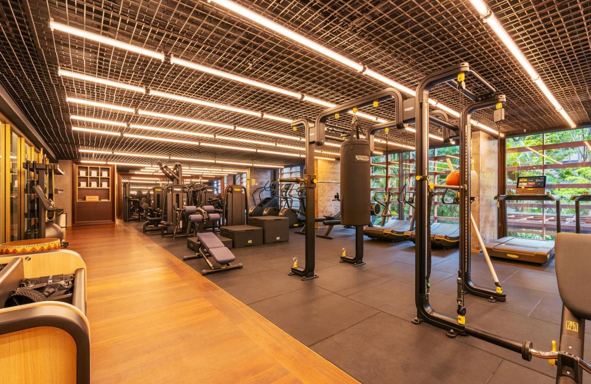 Готель Rosewood Сан-Паулу Екстер'єр фото The gym at The Park, Hyderabad